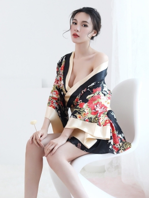 Áo ngủ kimono quyến rũ DN490 - đen